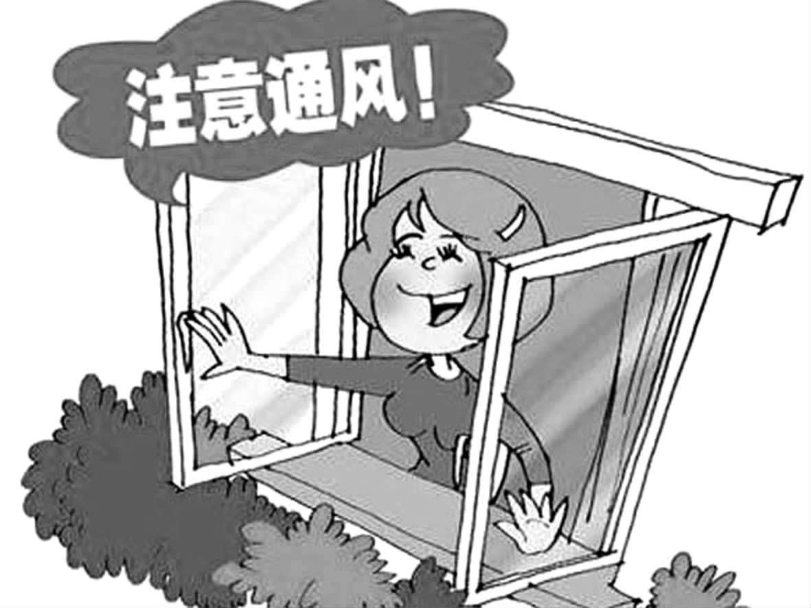 隨著人們對(duì)生活環(huán)境的要求越來越高，裝飾越來越復(fù)雜，室內(nèi)裝修污染已成為人們關(guān)注的焦點(diǎn)。近幾年來，由于裝修污染而引發(fā)各類疾病的案例屢見不鮮。  雖然醫(yī)學(xué)界沒有對(duì)裝修污染與疾病之間畫上明確的等號(hào)，但很多專家表示，疾病的成因也許包含多方面因素，然而裝修污染是誘發(fā)各種疾病的禍?zhǔn)祝源蠹乙恢略陉P(guān)注新房裝修除甲醛這個(gè)話題，那么在了解新房裝修除甲醛之前我們首先應(yīng)該了解一下室內(nèi)污染物甲醛是如何釋放的？   通常來說室內(nèi)污染物甲醛是以三種形式存在的：   游離懸浮狀態(tài)        這種狀態(tài)通過累積的方法，當(dāng)達(dá)到一定的濃度，就會(huì)對(duì)我們的身體構(gòu)成危害，但是只要開窗通風(fēng)，在空氣對(duì)流的情況下，很快就會(huì)吹出室內(nèi)。   吸附狀態(tài)       甲醛通過污染源的釋放被墻面、家具、布藝沙發(fā)、窗簾等室內(nèi)物品所吸附而滯留于室內(nèi)，這種吸附狀態(tài)經(jīng)過積累到一定的程度，就會(huì)向外釋放，我們通過呼吸進(jìn)入身體內(nèi)。簡單的通風(fēng)是無法排出室外的。        甲醛在這種狀態(tài)下，最不易被察覺，因?yàn)樵诩兹┑奈綘顟B(tài)下，會(huì)滯留在室內(nèi)的各處，即便是用空氣凈化器或吸附材料礦晶、活性炭也無法排除它。  結(jié)合狀態(tài)        甲醛以脲醛樹脂膠的形式存在于人造板內(nèi)，反應(yīng)充分時(shí)甲醛與尿素的化學(xué)分子鏈?zhǔn)蔷o密的結(jié)合在一起的，但是在室內(nèi)，隨著溫度的升高，濕度的加大或遇有酸性的氣體時(shí)（因脲醛樹脂膠是在酸性條件下生成的）部分已固化的樹脂膠在此條件下發(fā)生水解反應(yīng)而斷裂，順著板材的毛細(xì)通道而向室內(nèi)釋放甲醛。這一過程將視環(huán)境的變化，長達(dá)3-15年不等。吸附狀態(tài)和結(jié)合狀態(tài)的甲醛只能靠專業(yè)治理公司進(jìn)行甲醛的檢測(cè)和除甲醛。