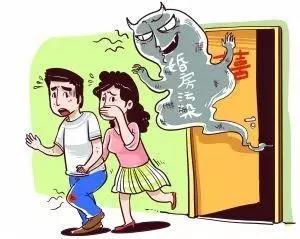 新房入住十天英俊小伙變憔悴不堪，新房裝修后如何除甲醛您必須了解！