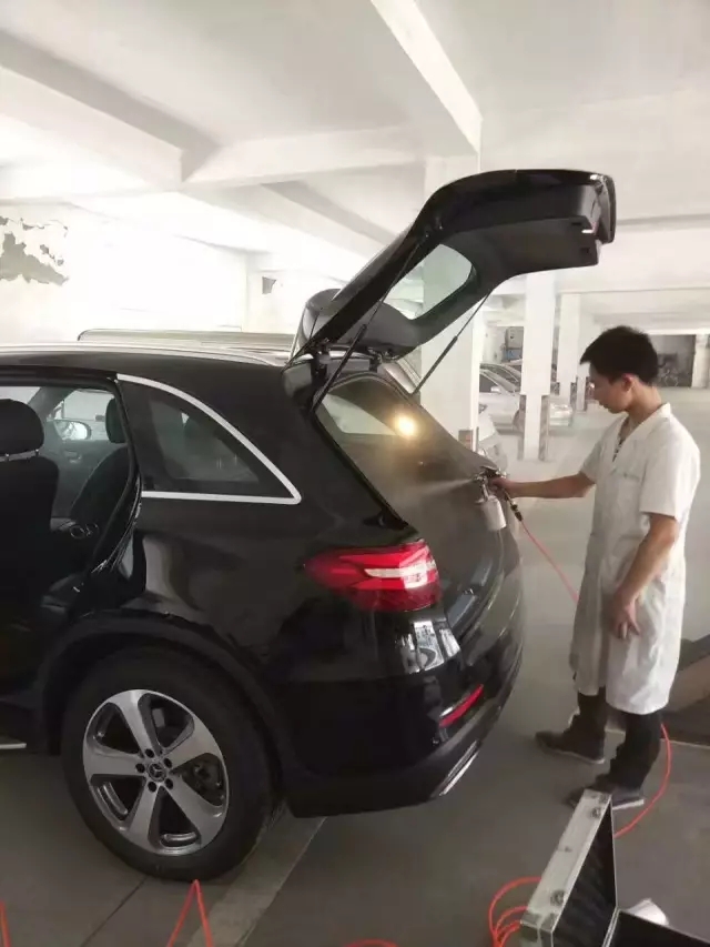 謹(jǐn)慎車內(nèi)“無影殺手”，趕快進(jìn)行車內(nèi)甲醛治理！