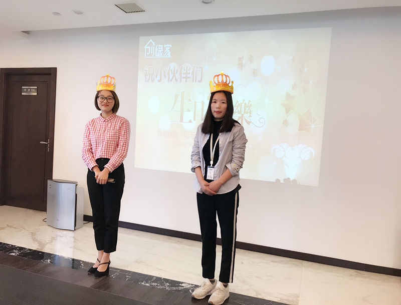 【4月生日會】業(yè)務(wù)很硬核，而我們只是甜美小公舉