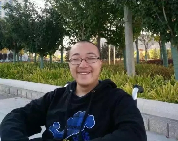 青春是用來奮斗的，除甲醛的青春最美麗！