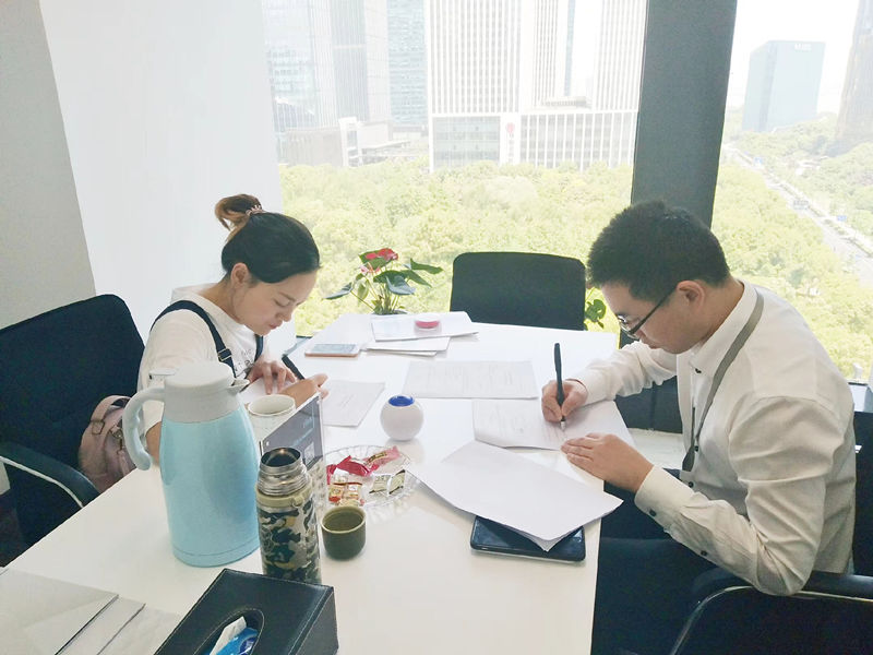 熱烈祝賀陳總簽約創(chuàng)綠家浙江省縣級(jí)市代理！