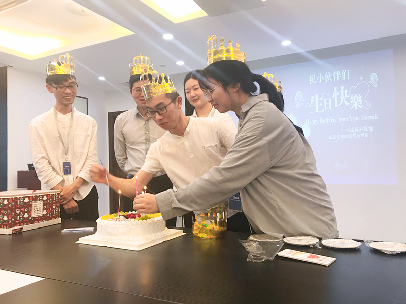 【5月生日會(huì)】這期壽星各個(gè)都可以出C位！