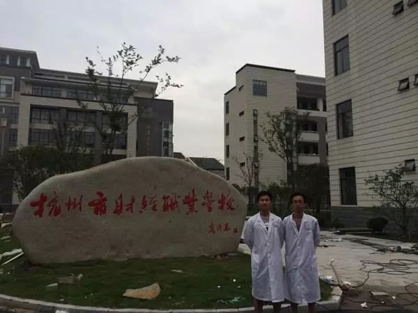 開學倒計時，學校除甲醛讓熊孩子們元氣滿滿迎接新學期！