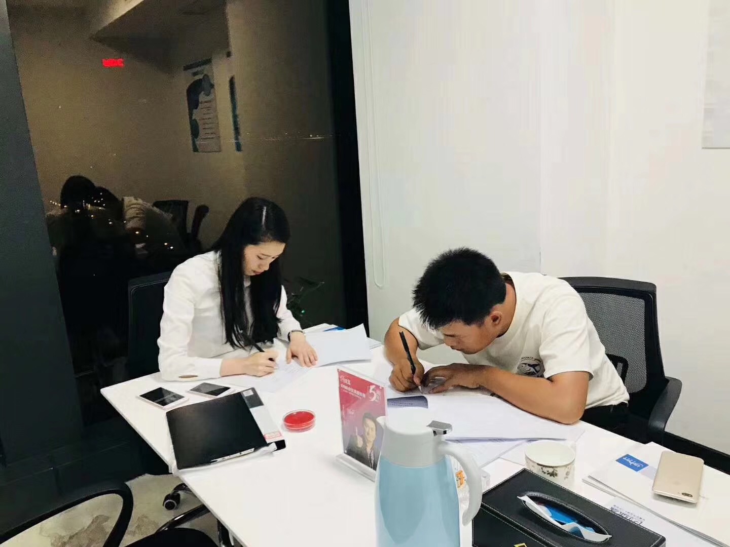 熱烈祝賀楊總簽約創(chuàng)綠家遵義市區(qū)級(jí)代理！