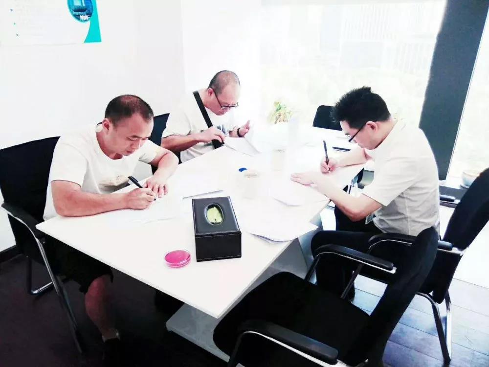 熱烈祝賀曾總簽約創(chuàng)綠家江西省贛州市縣級代理！