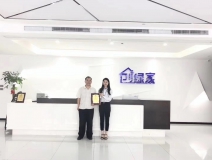 熱烈祝賀張總簽約創(chuàng)綠家鄭州市縣級(jí)代理！