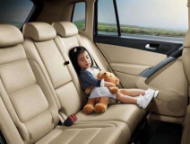 車內(nèi)空氣凈化價(jià)格是多少？
