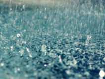 下過雨后，室內(nèi)空氣沒有清新反而甲醛超標了