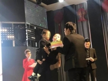 ?4歲男孩和媽媽辦“婚禮”，真相令人淚崩！